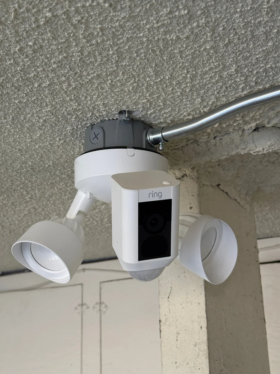 Brentwood Electrical Experts | Licensed Electrician West LA | (310) 666 ...